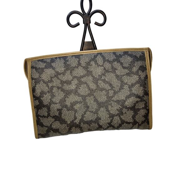 Yves Saint Laurent YSL Giraffe Print Clutch Bag Coated Canvas Leather Trim - Picture 2 of 16